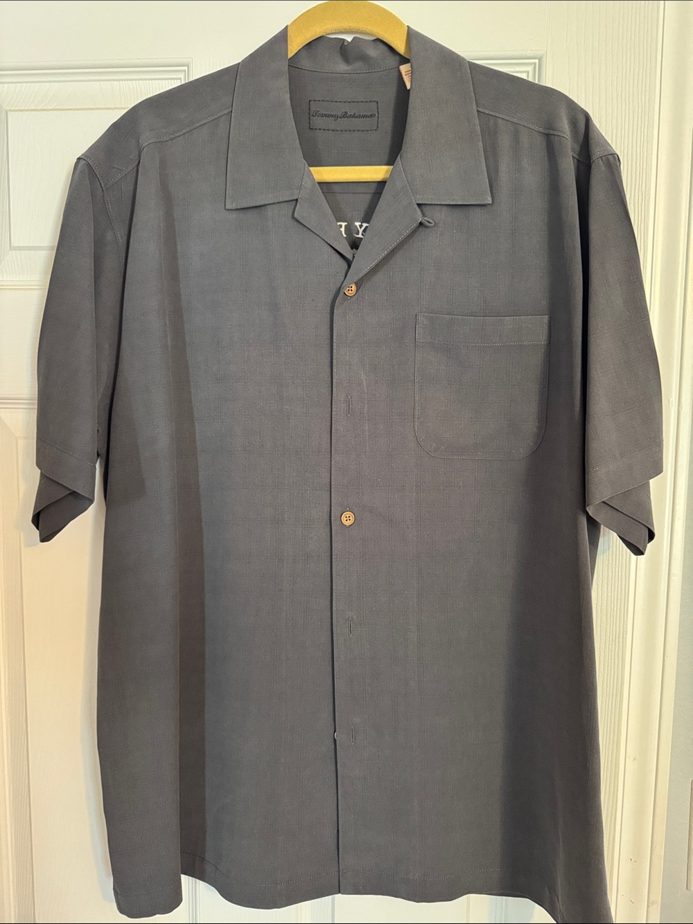 Tommy Bahama Da Vine Intervention Wine Themed Silk Short Sleeve Shirt